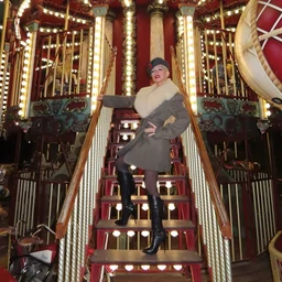 «Это ненормально»: Кристина Агилера рассказала, что её напугало перед концертом в Париже