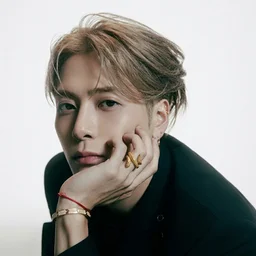 Поп-дайджест: Джексон Ванг, STARGLOW и Джош Каллен с Jay Park